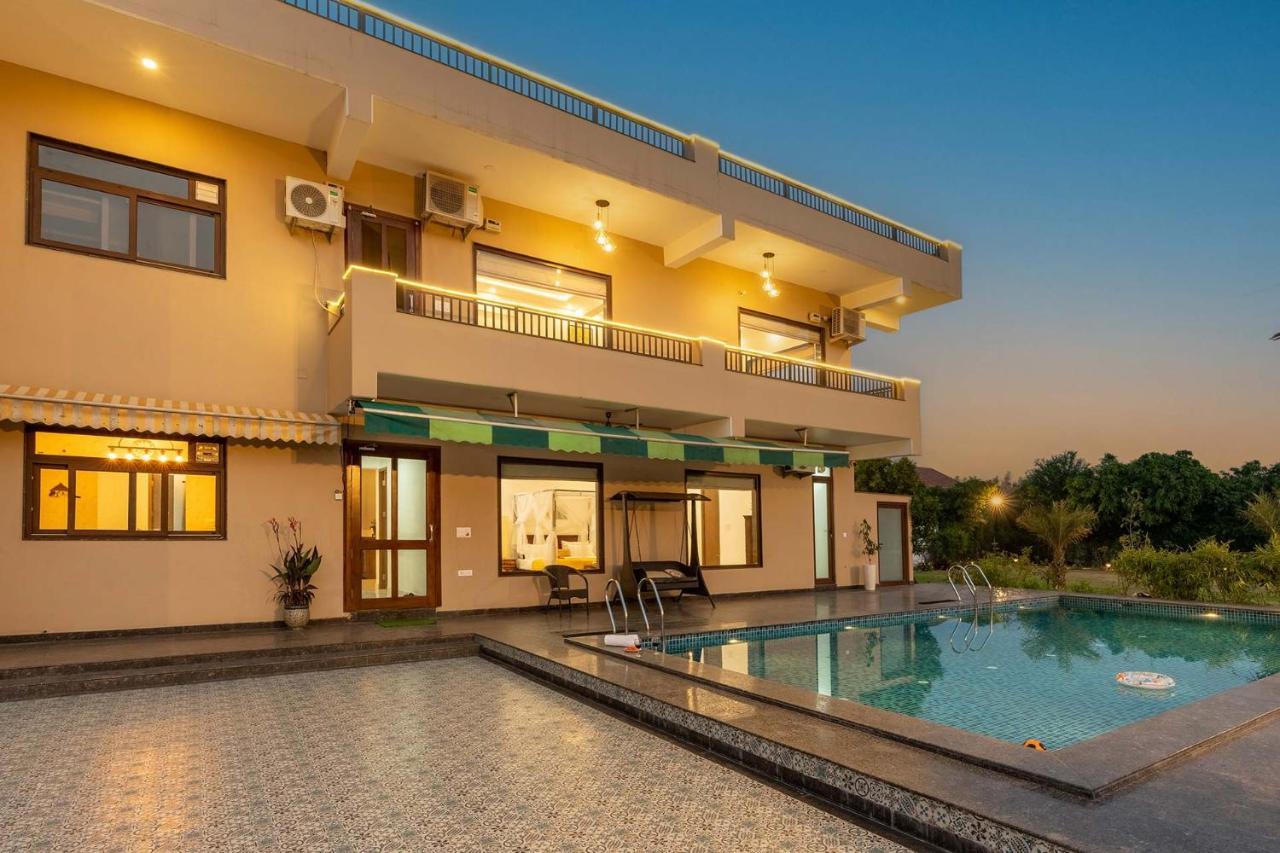 Brookvale Manor By Stayvista - Private Pool Haven With Endless Views & Indoor Fun Sohna Exteriér fotografie