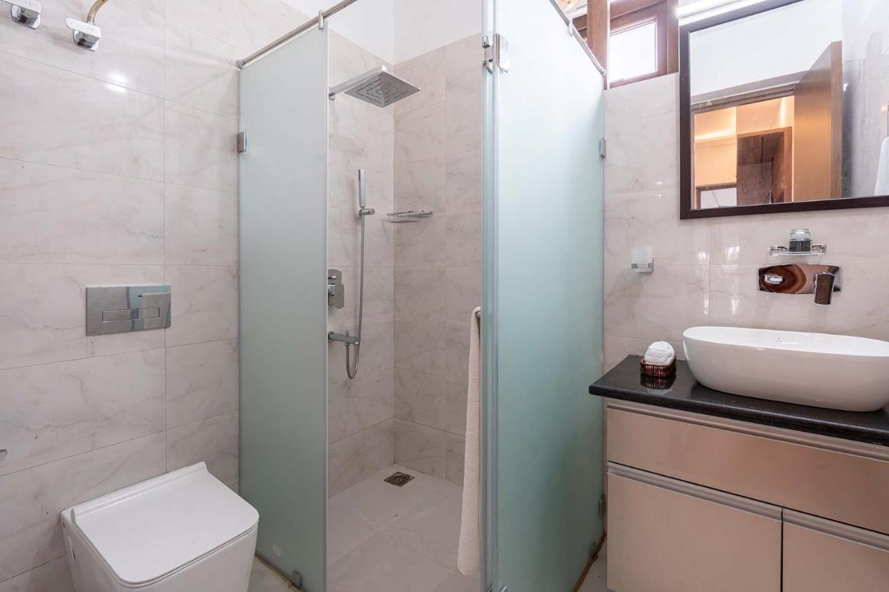 Brookvale Manor By Stayvista - Private Pool Haven With Endless Views & Indoor Fun Sohna Exteriér fotografie